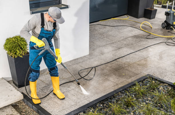Best Deck Pressure Washing  in Queen Anne, MD